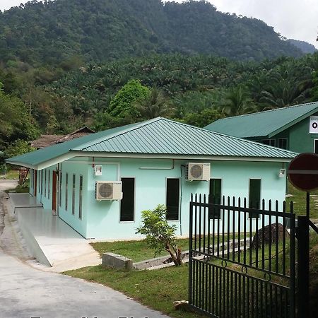 Ulu River Lodge Gopeng Exterior photo