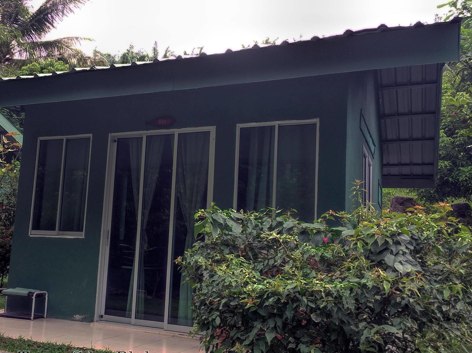 Ulu River Lodge Gopeng Exterior photo
